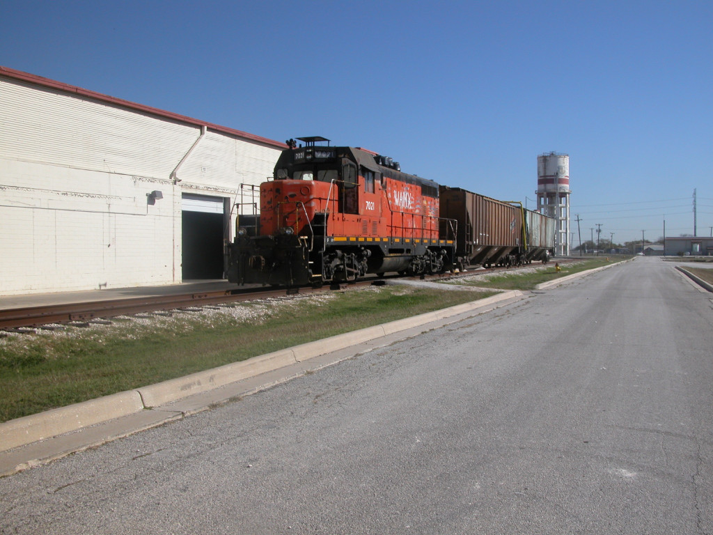 WAMX 7021  13Dec2012  Parked in East Kelly Railport on the San Antonio Central Railroad  